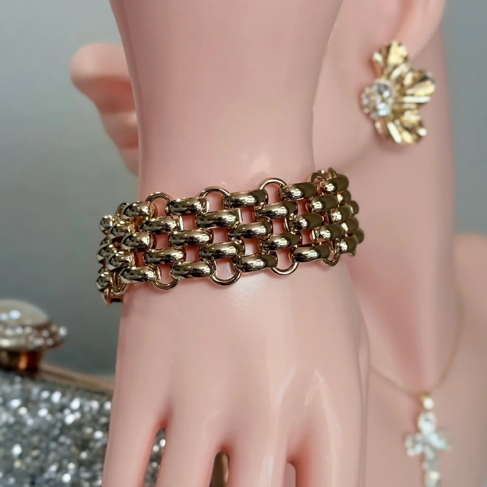 Time and Tru |  Link Bracelet - Picture 6 of 11